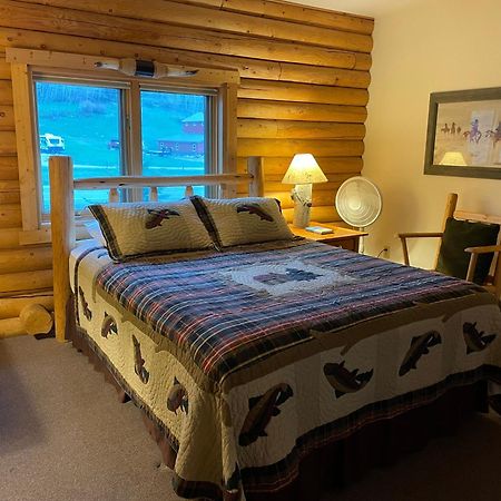 Inn On The Beartooth B&B レッド・ロッジ エクステリア 写真
